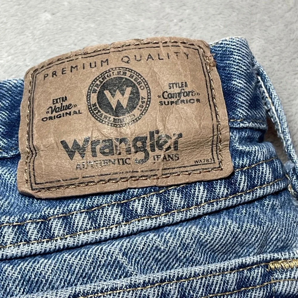 Wrangler measurements waist
